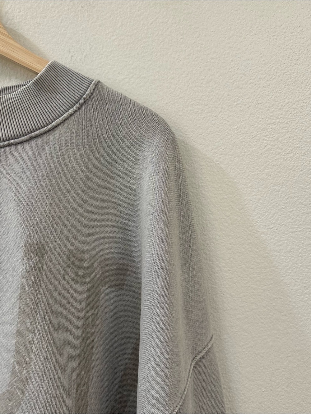 MIKUTA Womens The Light Mikuta Sweater Gray Pullover Sweatshirt Size Medium - Picture 7 of 15